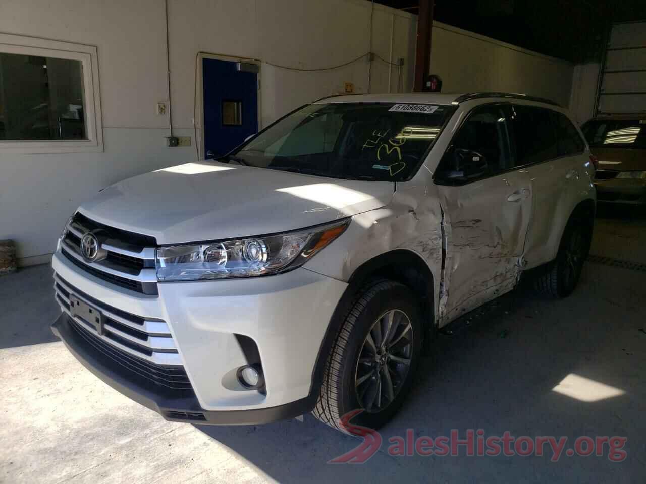 5TDJZRFH5KS592412 2019 TOYOTA HIGHLANDER