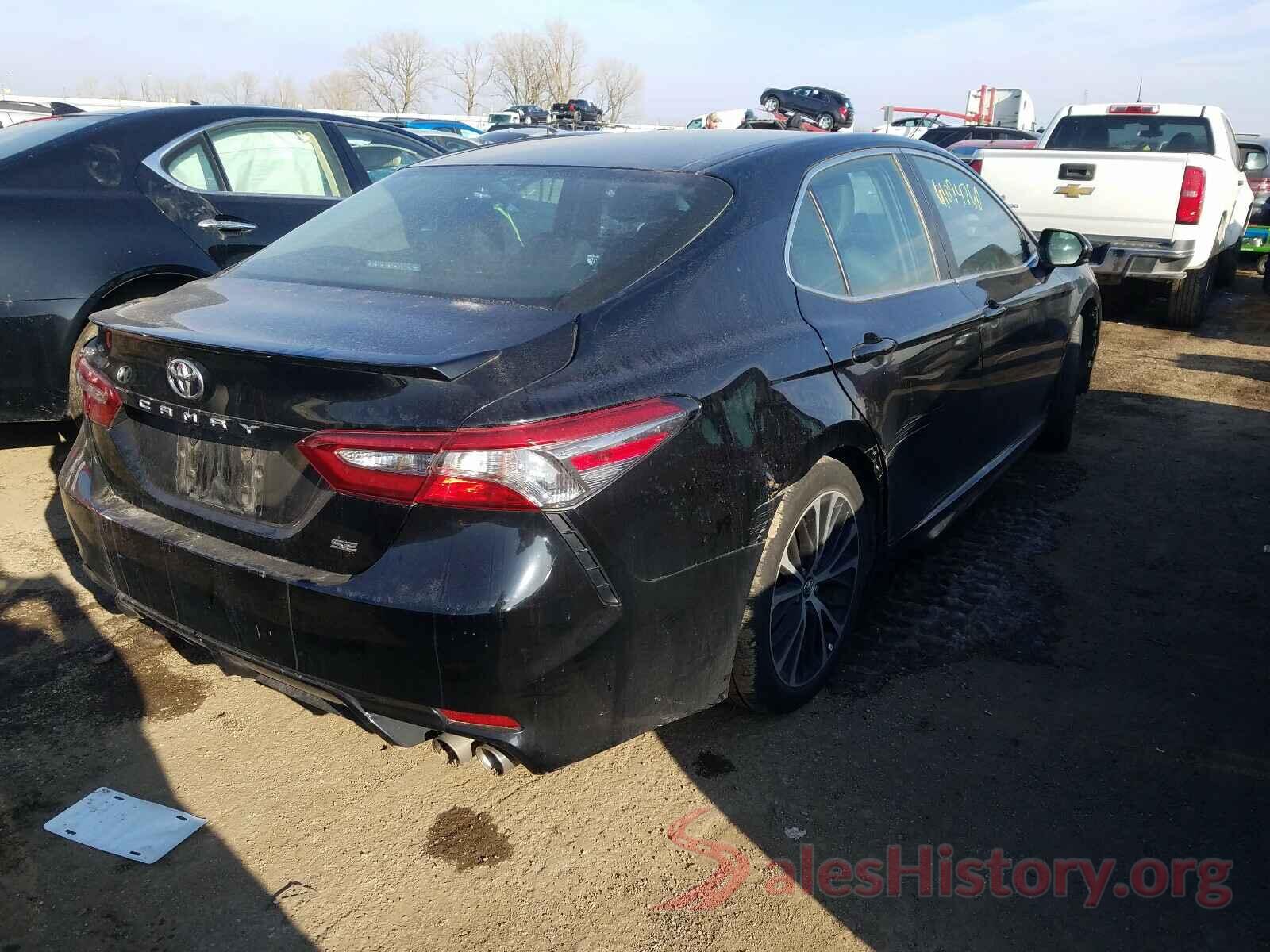 4T1B11HK4JU145131 2018 TOYOTA CAMRY