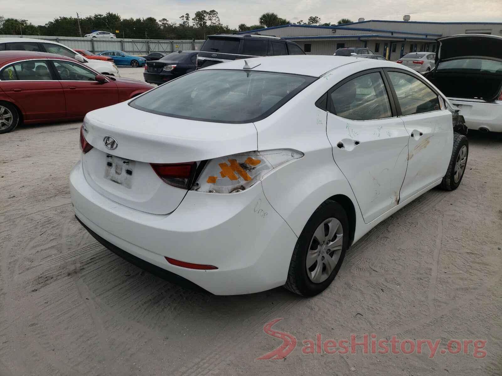 5NPDH4AE1GH667734 2016 HYUNDAI ELANTRA