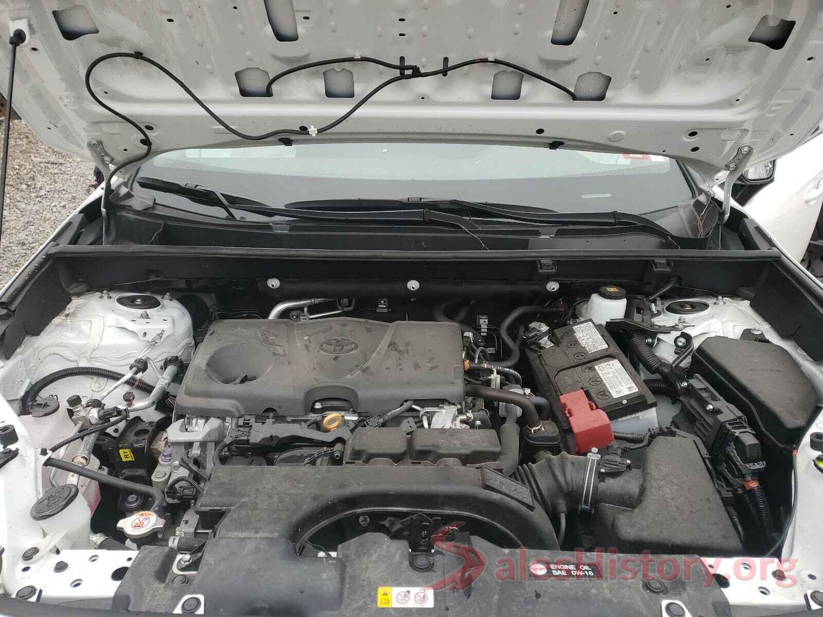 2T3G1RFV1KW080605 2019 TOYOTA RAV4