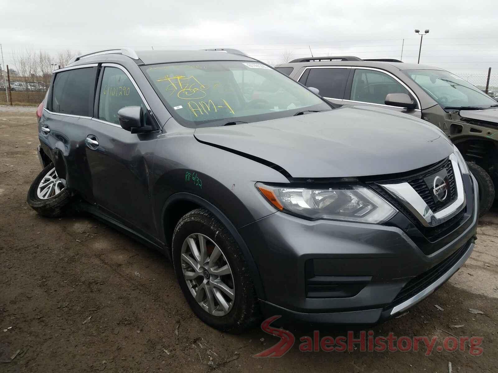 KNMAT2MV8HP596085 2017 NISSAN ROGUE