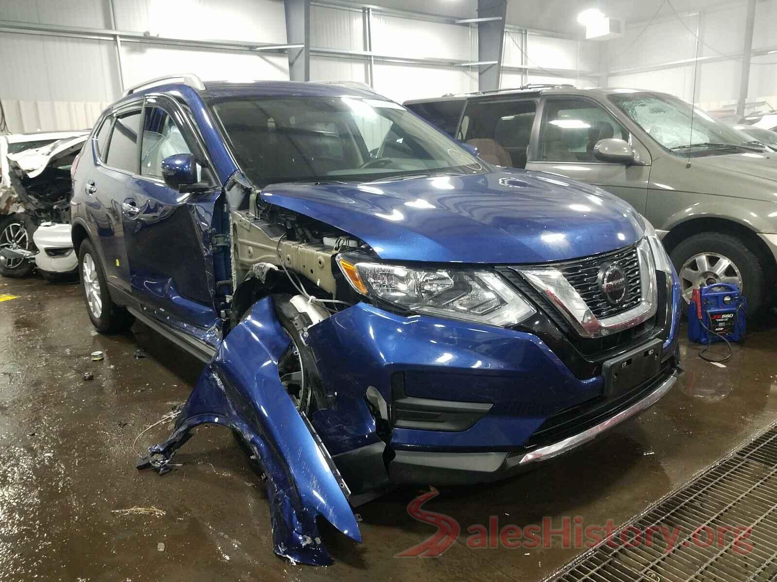 5N1AT2MV8JC771069 2018 NISSAN ROGUE