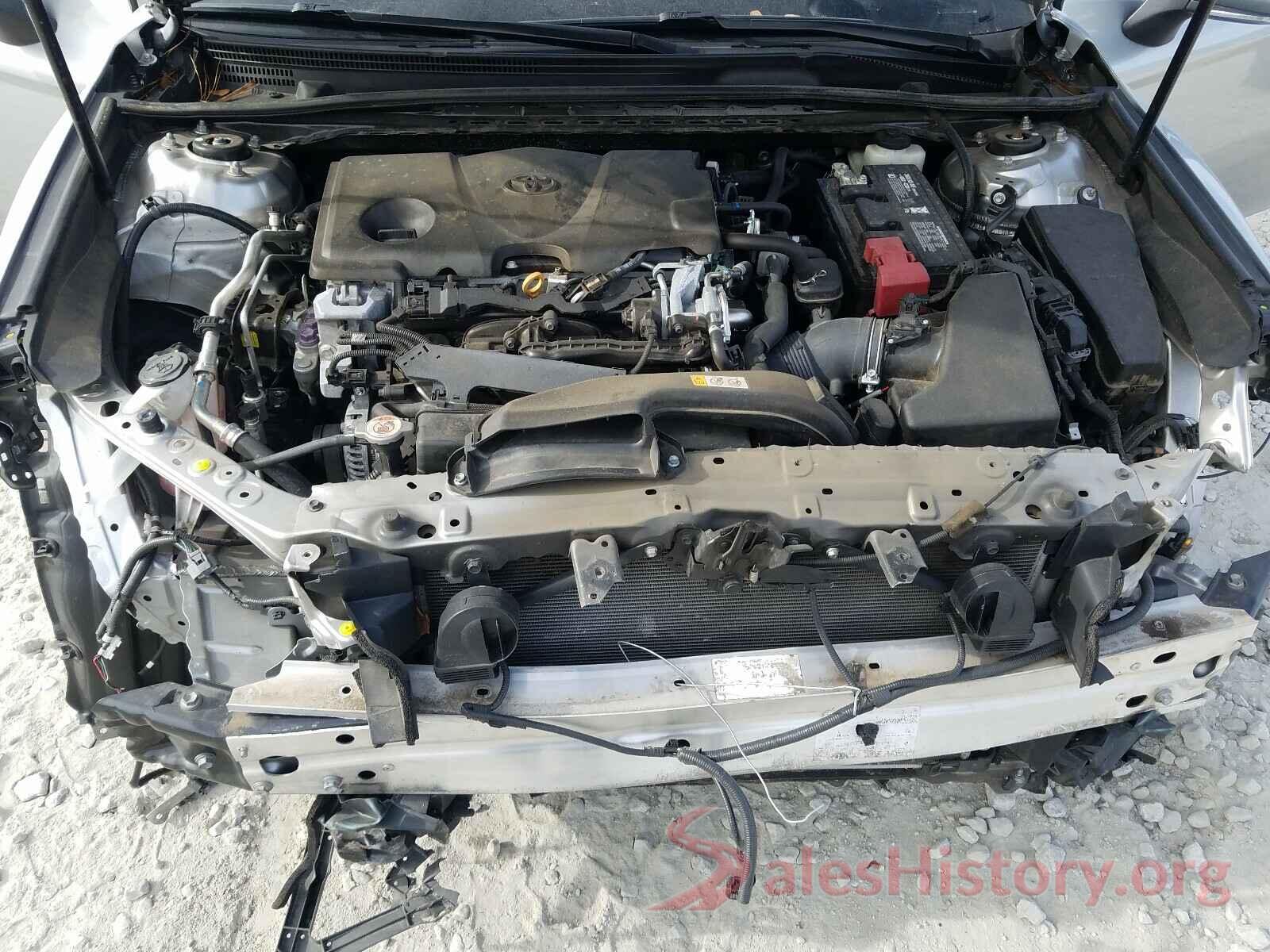 4T1B11HK3JU048132 2018 TOYOTA CAMRY