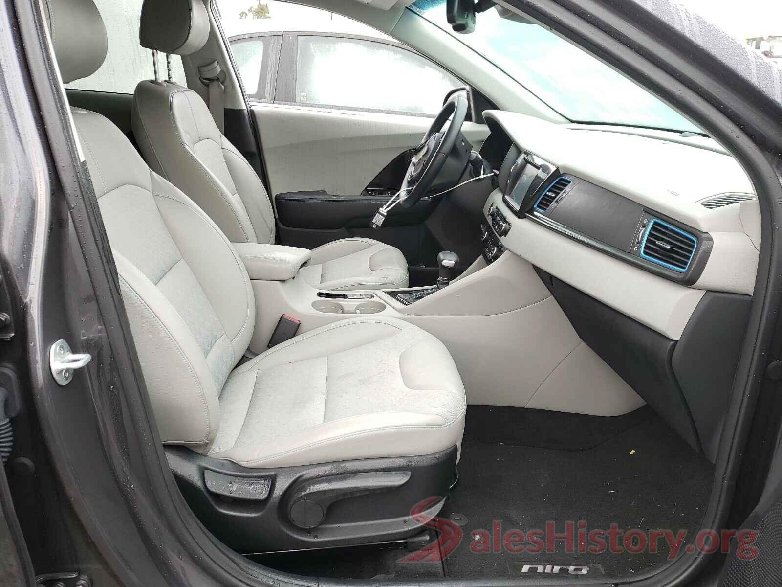 KNDCD3LDXK5342028 2019 KIA NIRO