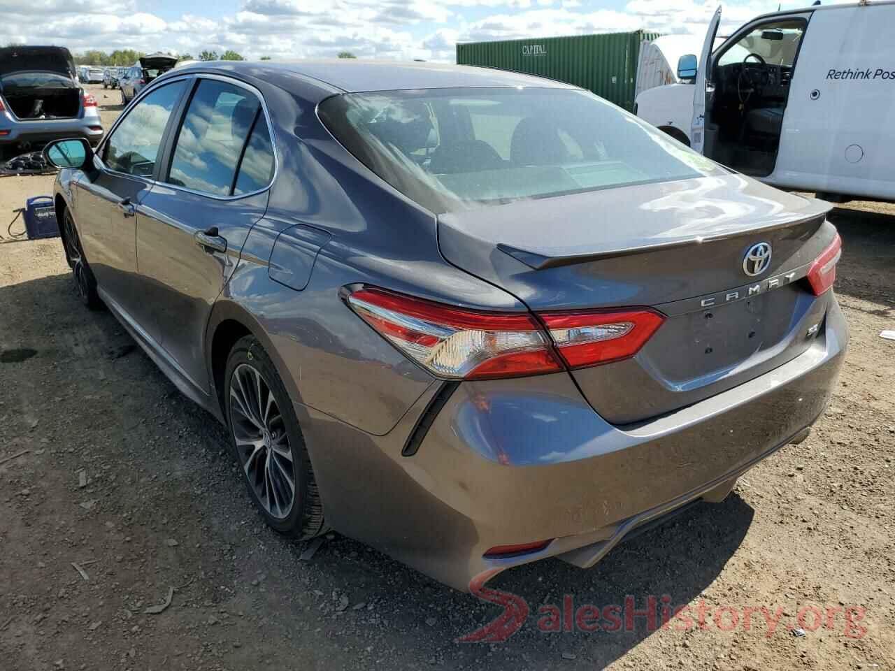 4T1B11HK5JU147633 2018 TOYOTA CAMRY