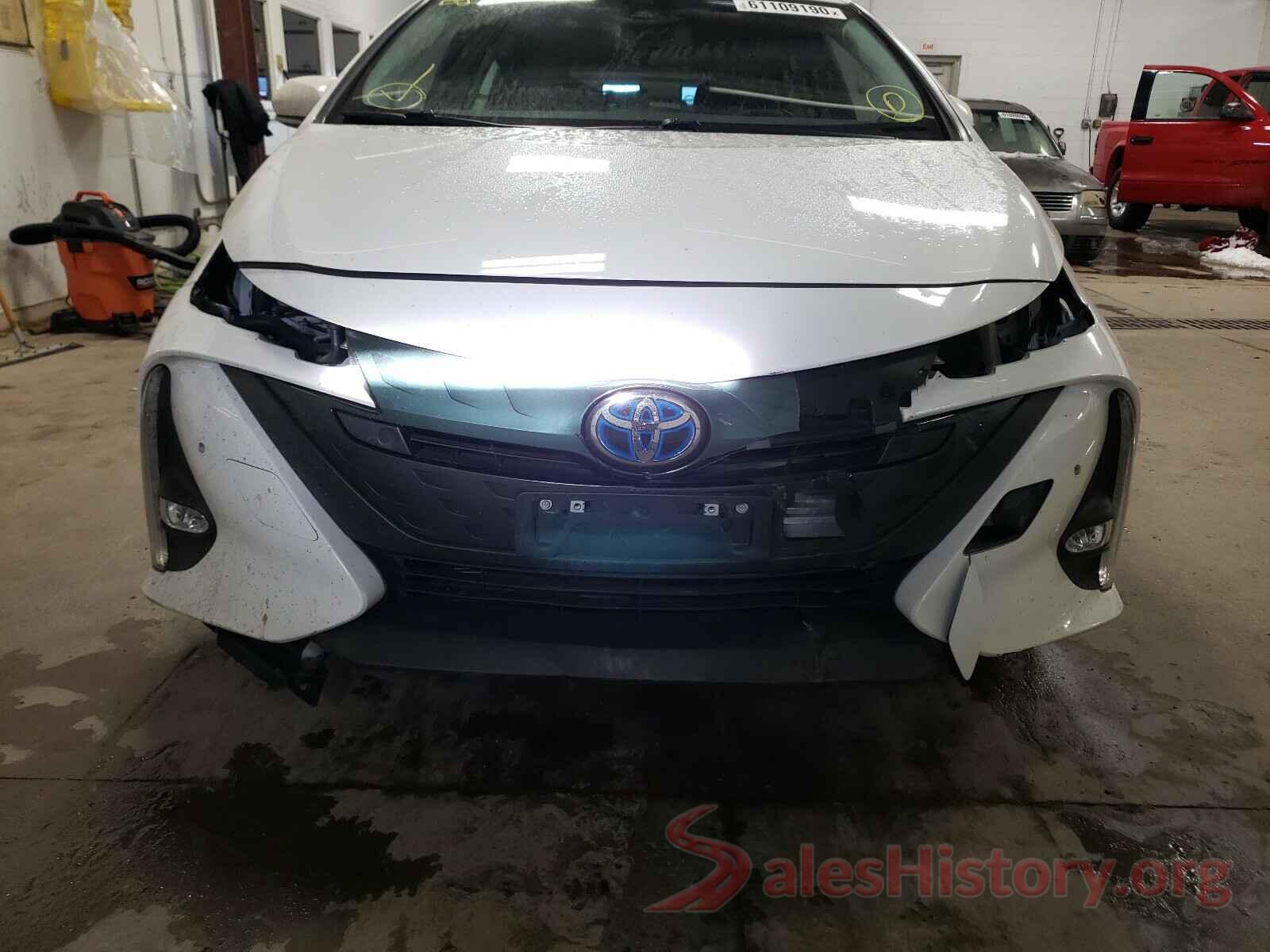 JTDKARFP6H3041919 2017 TOYOTA PRIUS