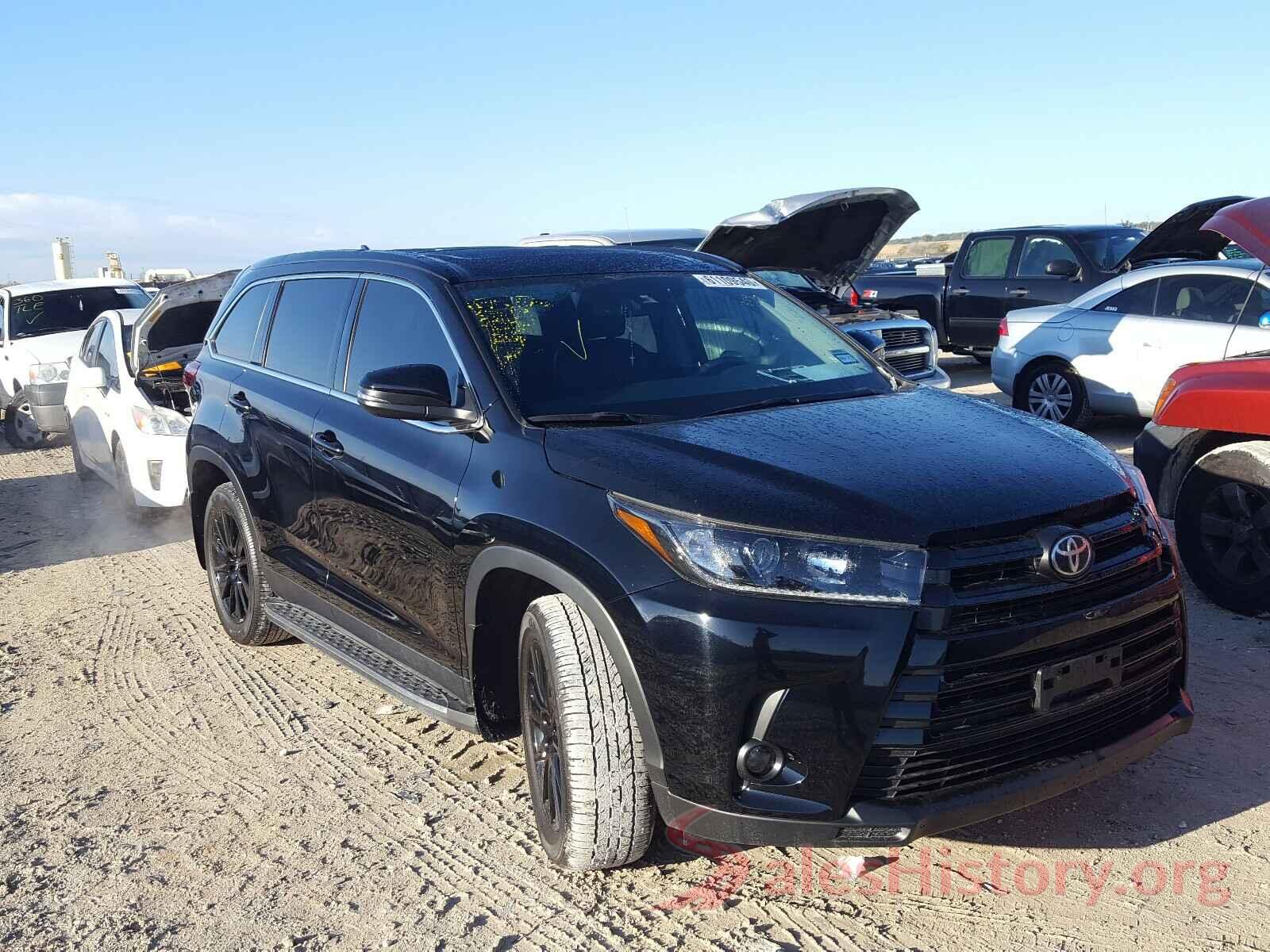 5TDKZRFH9KS354857 2019 TOYOTA HIGHLANDER