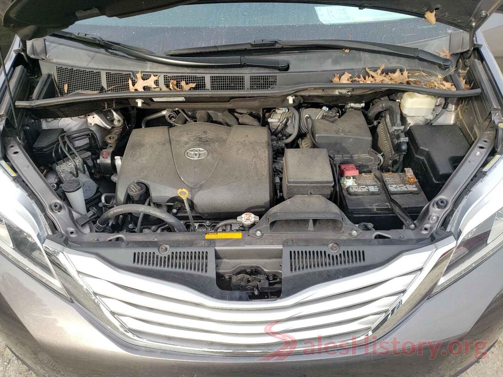 5TDDZ3DC2HS149371 2017 TOYOTA SIENNA