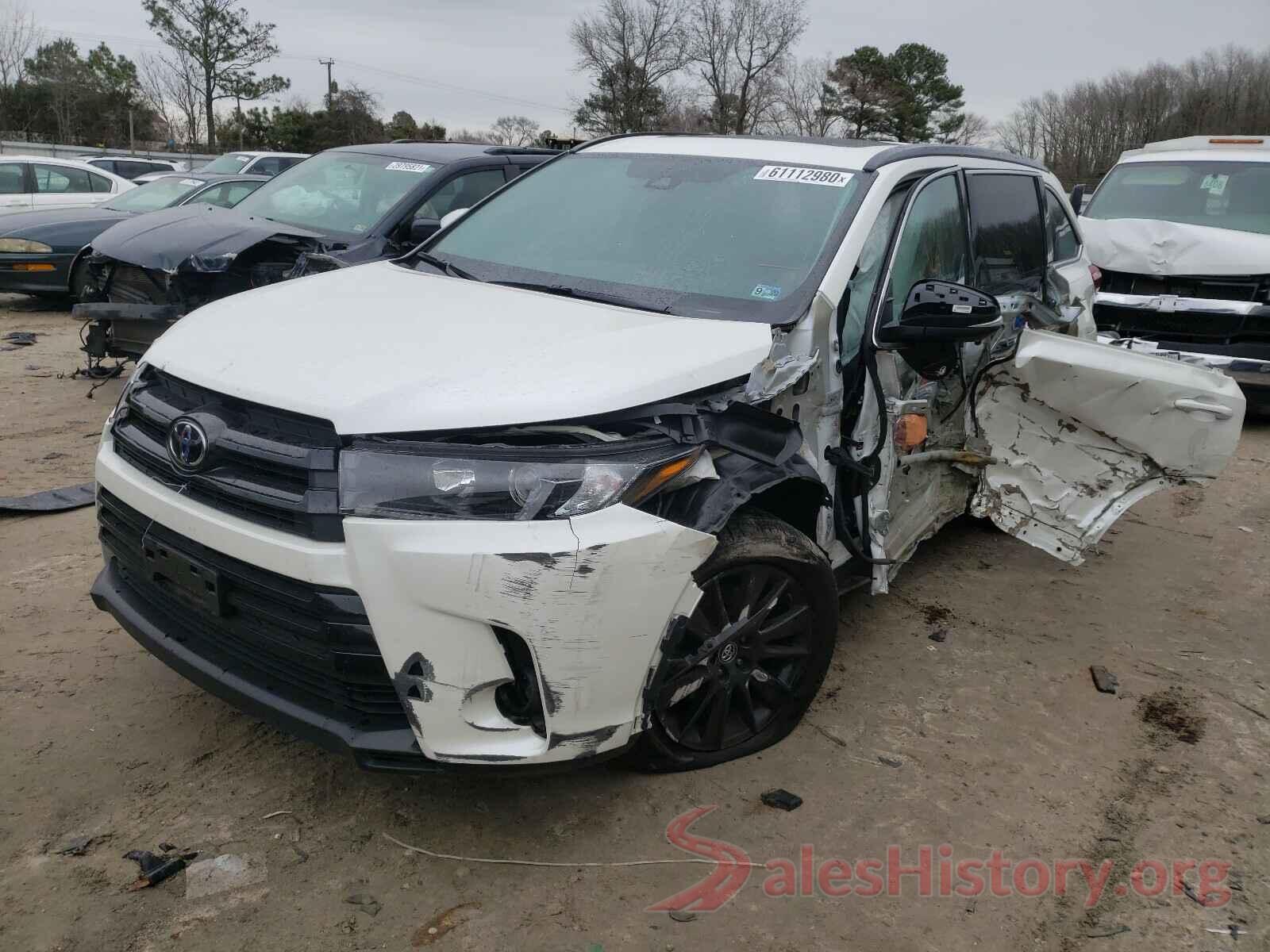 5TDJZRFHXKS726055 2019 TOYOTA HIGHLANDER