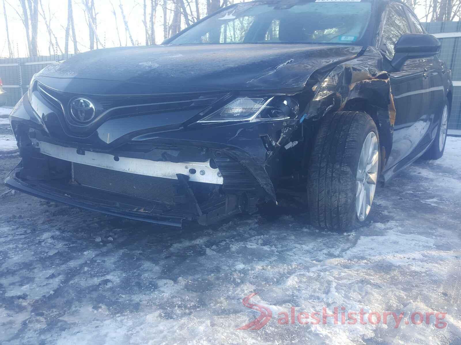 JTNB11HK1J3006273 2018 TOYOTA CAMRY