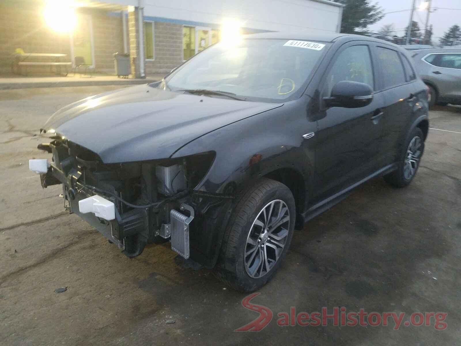 JA4AR3AW8JU012030 2018 MITSUBISHI OUTLANDER