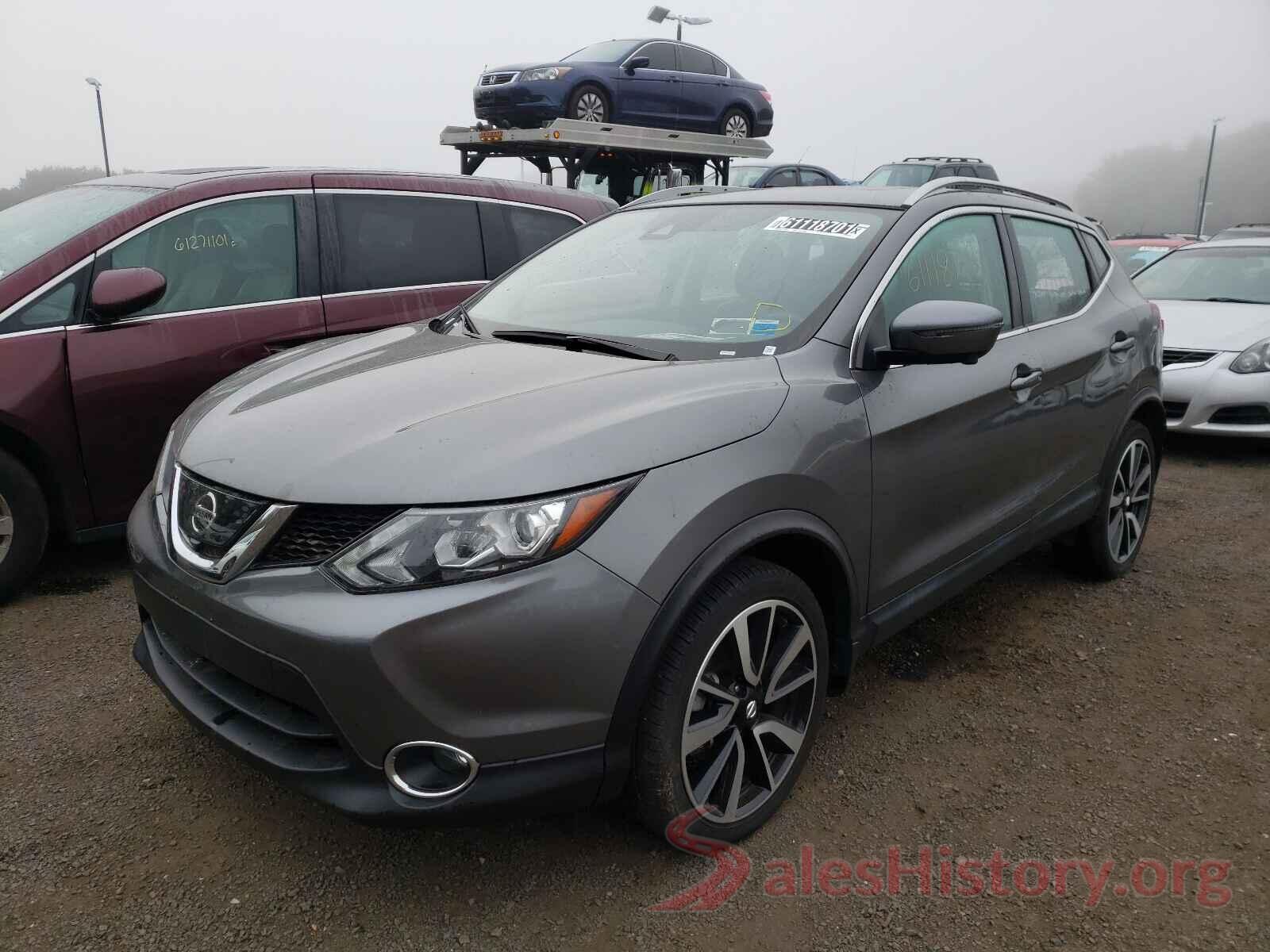 JN1BJ1CR9JW202228 2018 NISSAN ROGUE