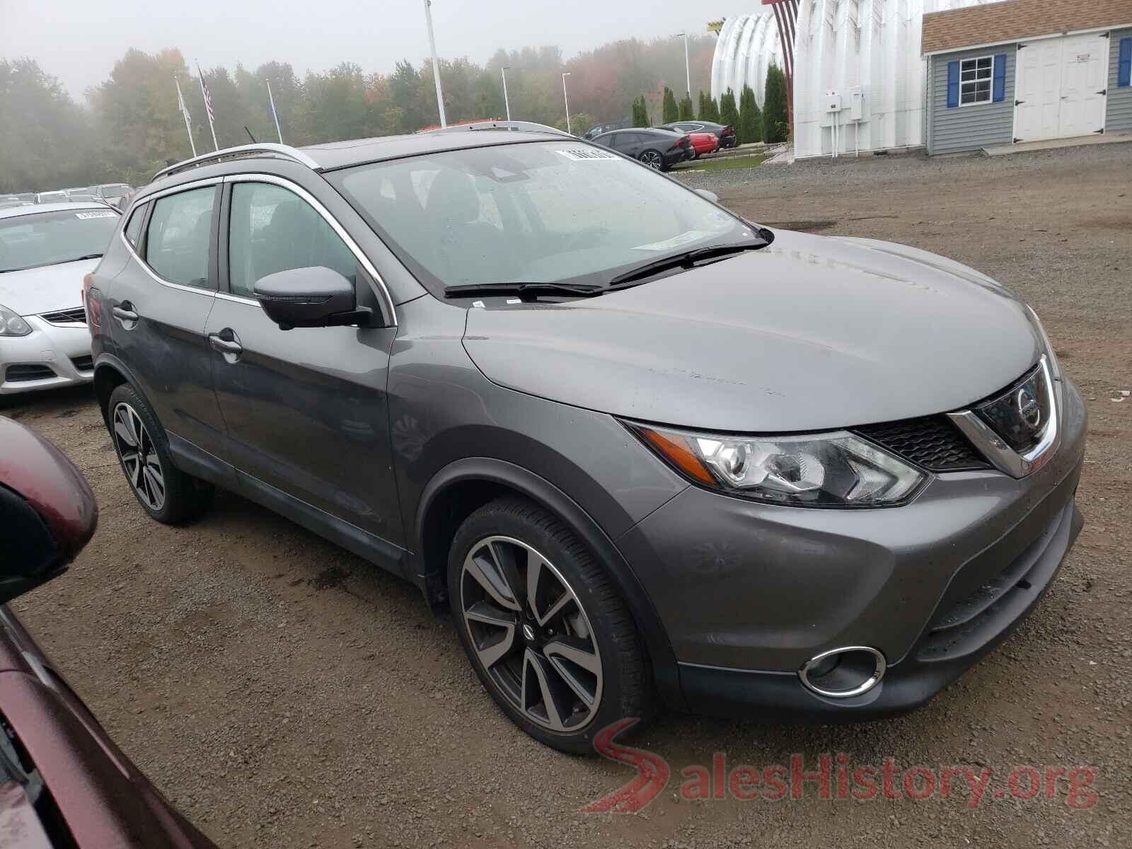 JN1BJ1CR9JW202228 2018 NISSAN ROGUE