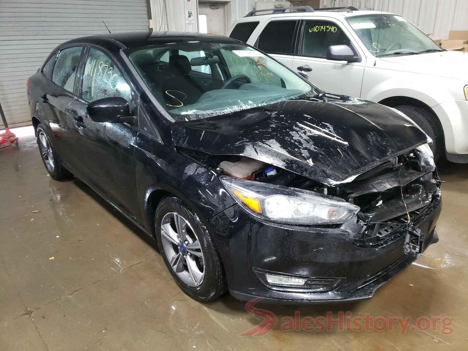 1FADP3FE8JL267071 2018 FORD FOCUS