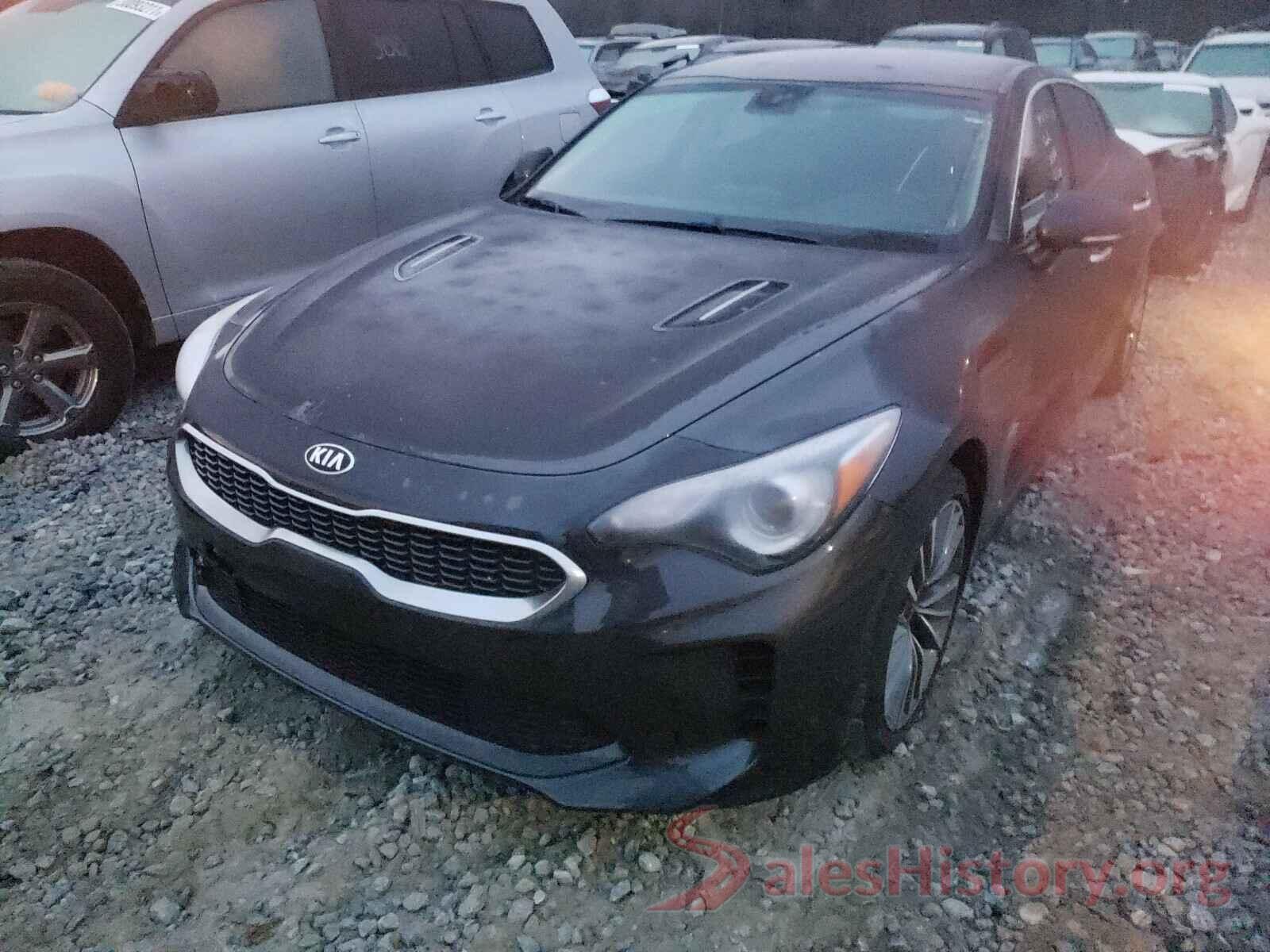 KNAE15LA5K6047249 2019 KIA STINGER