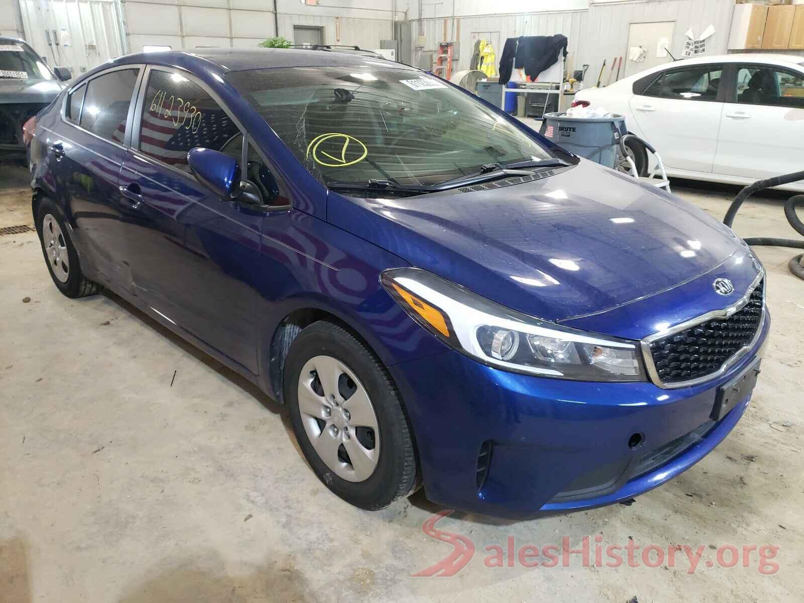 3KPFK4A7XHE157996 2017 KIA FORTE