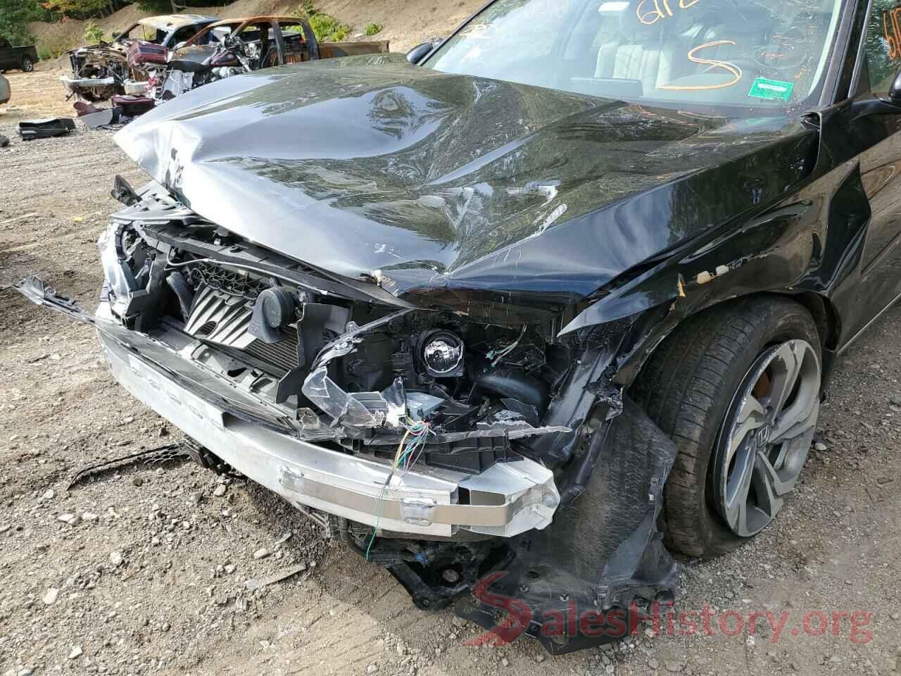 1HGCV2F51JA010563 2018 HONDA ACCORD