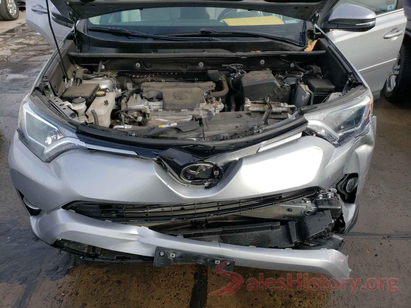 2T3RFREV5HW606867 2017 TOYOTA RAV4