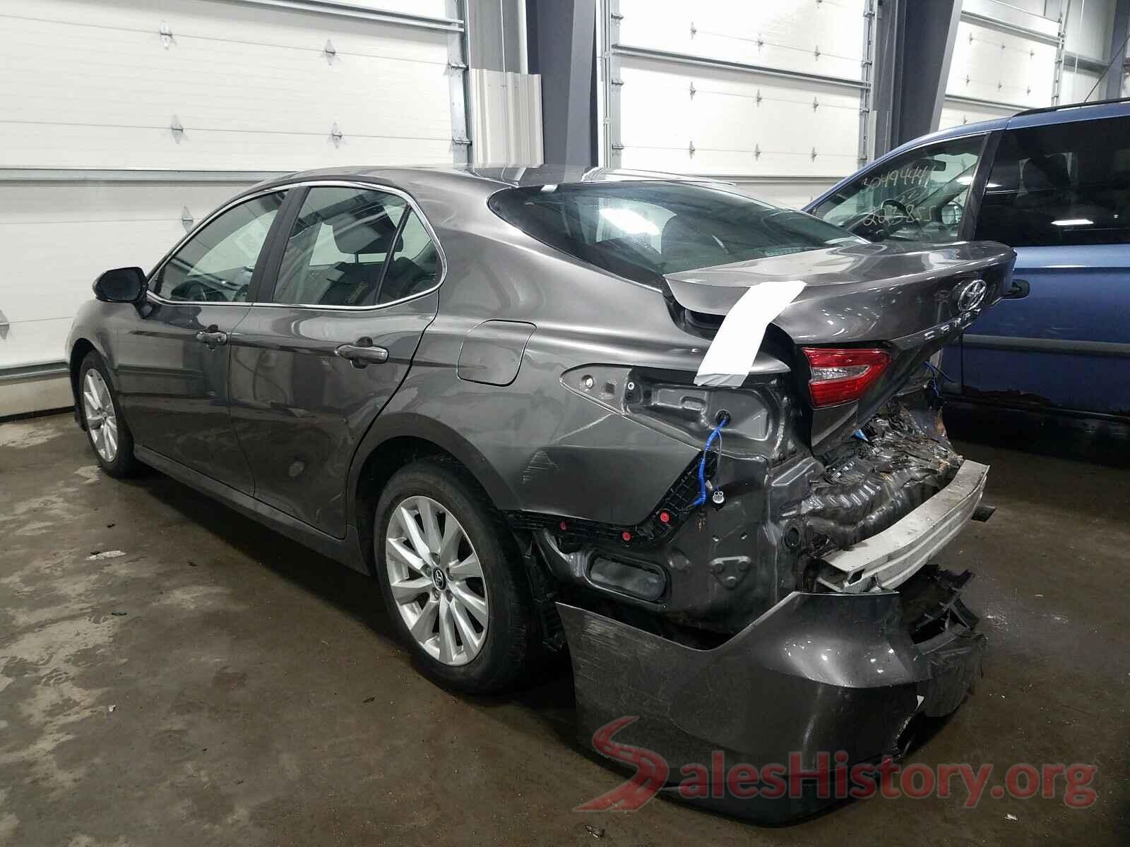 4T1B11HK0JU092721 2018 TOYOTA CAMRY