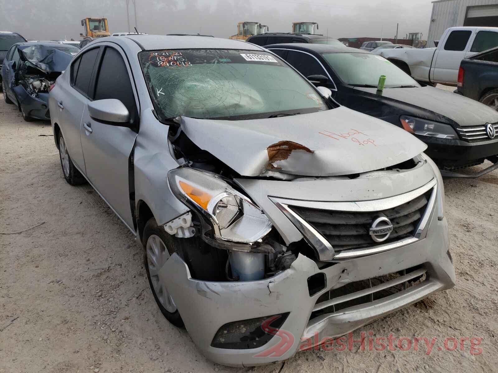 3N1CN7APXJL840118 2018 NISSAN VERSA