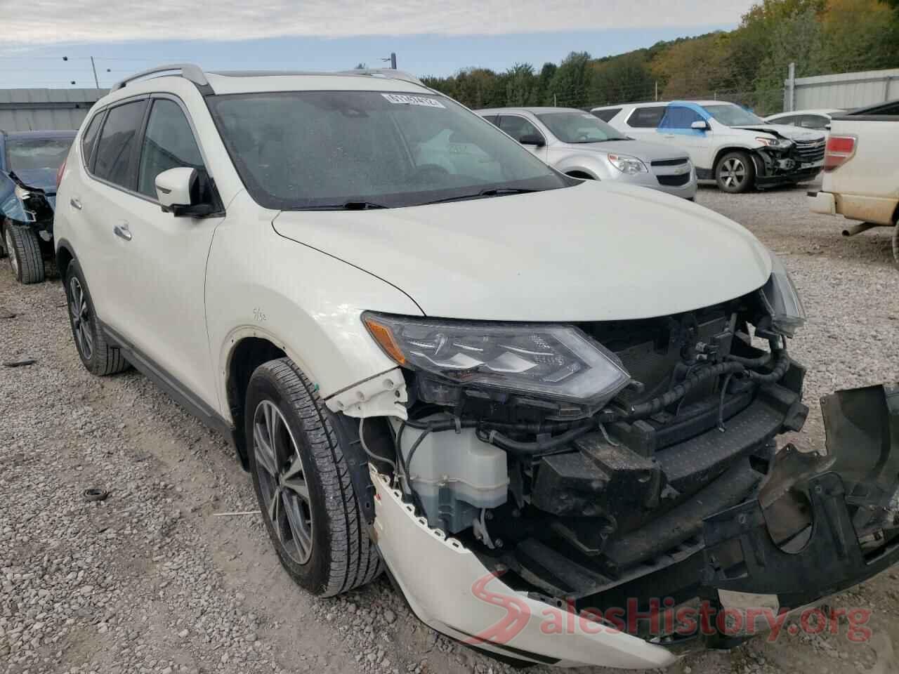 5N1AT2MT8HC830047 2017 NISSAN ROGUE