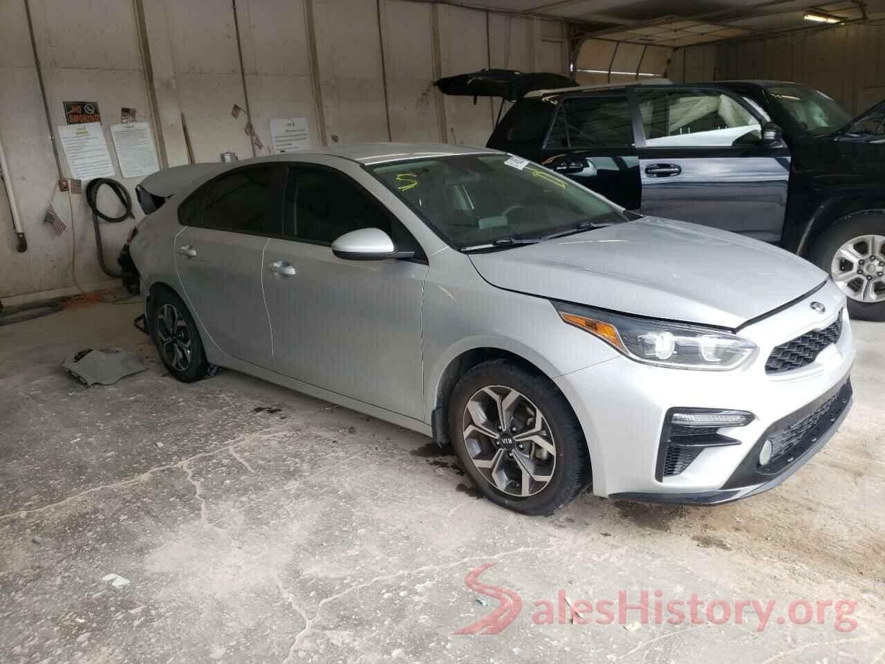 3KPF24AD7KE045444 2019 KIA FORTE