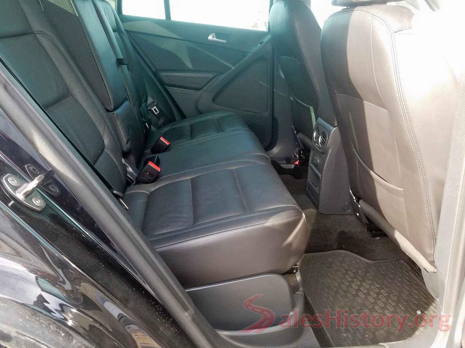 WVGUV7AX5HK015760 2017 VOLKSWAGEN TIGUAN