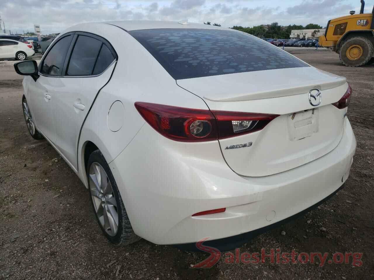 JM1BN1W33H1152152 2017 MAZDA 3