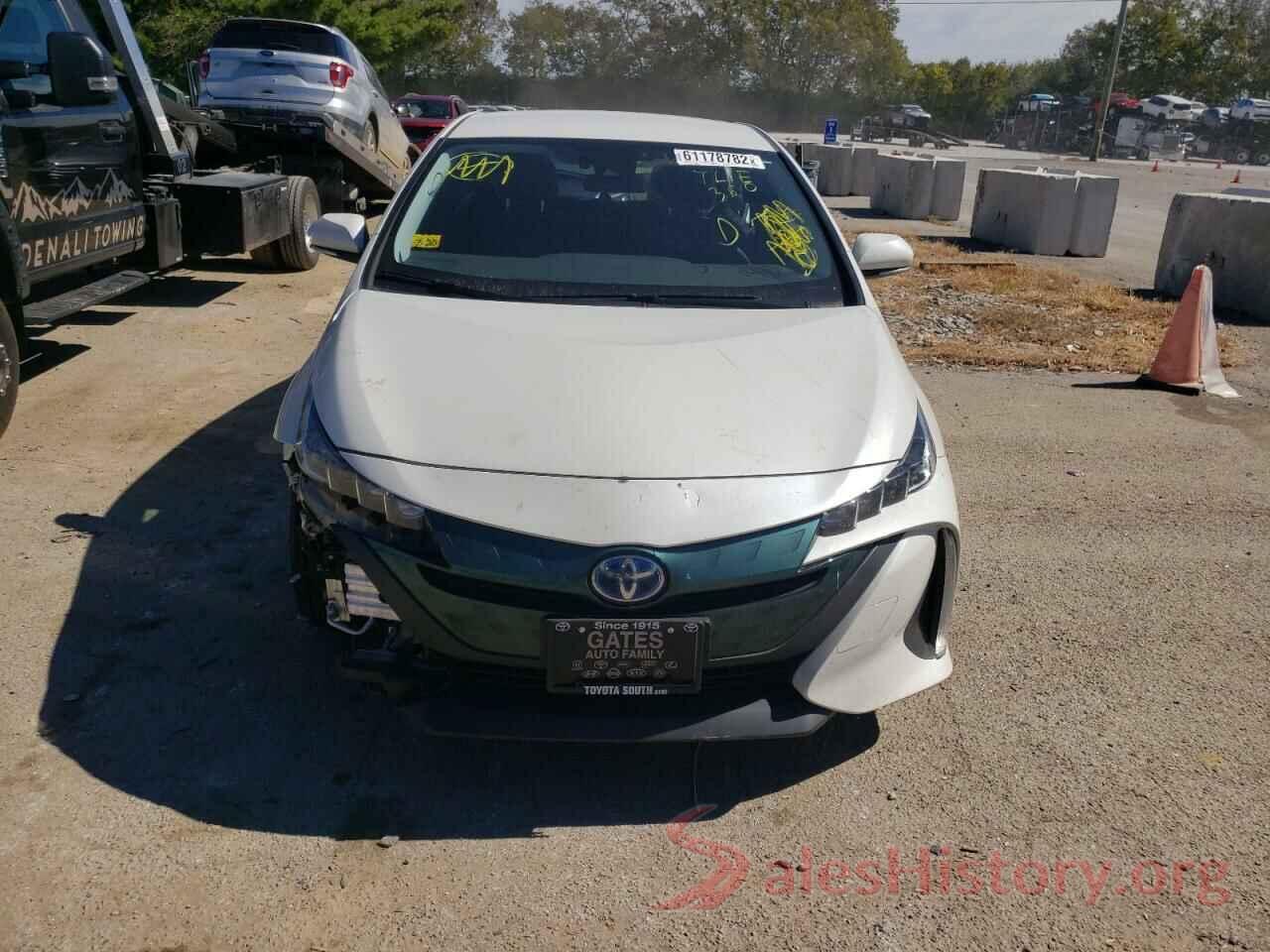 JTDKARFP9J3079358 2018 TOYOTA PRIUS