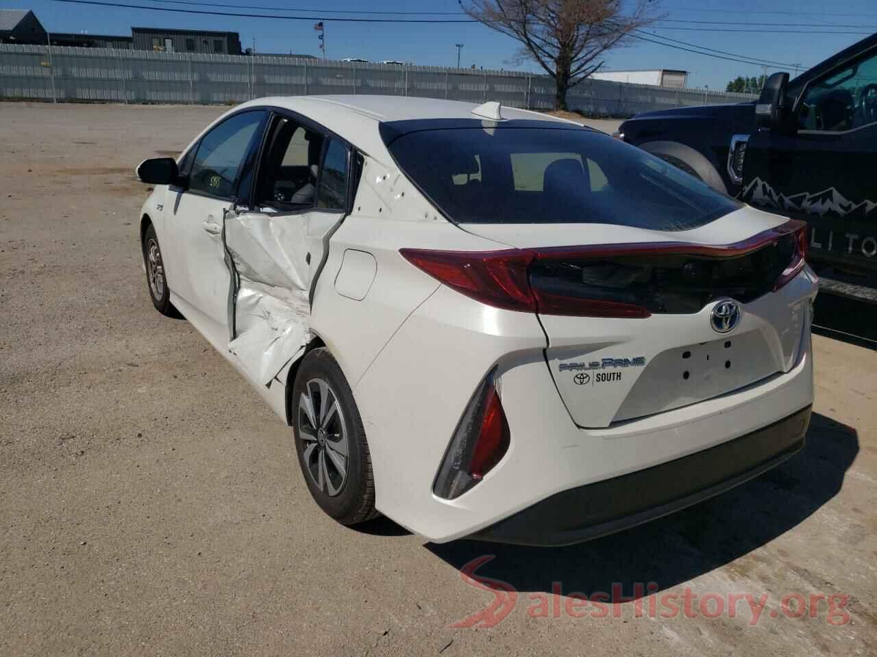 JTDKARFP9J3079358 2018 TOYOTA PRIUS