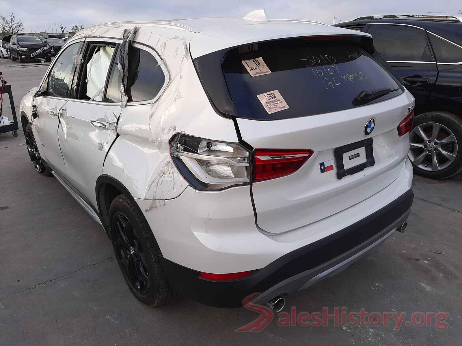 WBXHT3C34J5K23327 2018 BMW X1