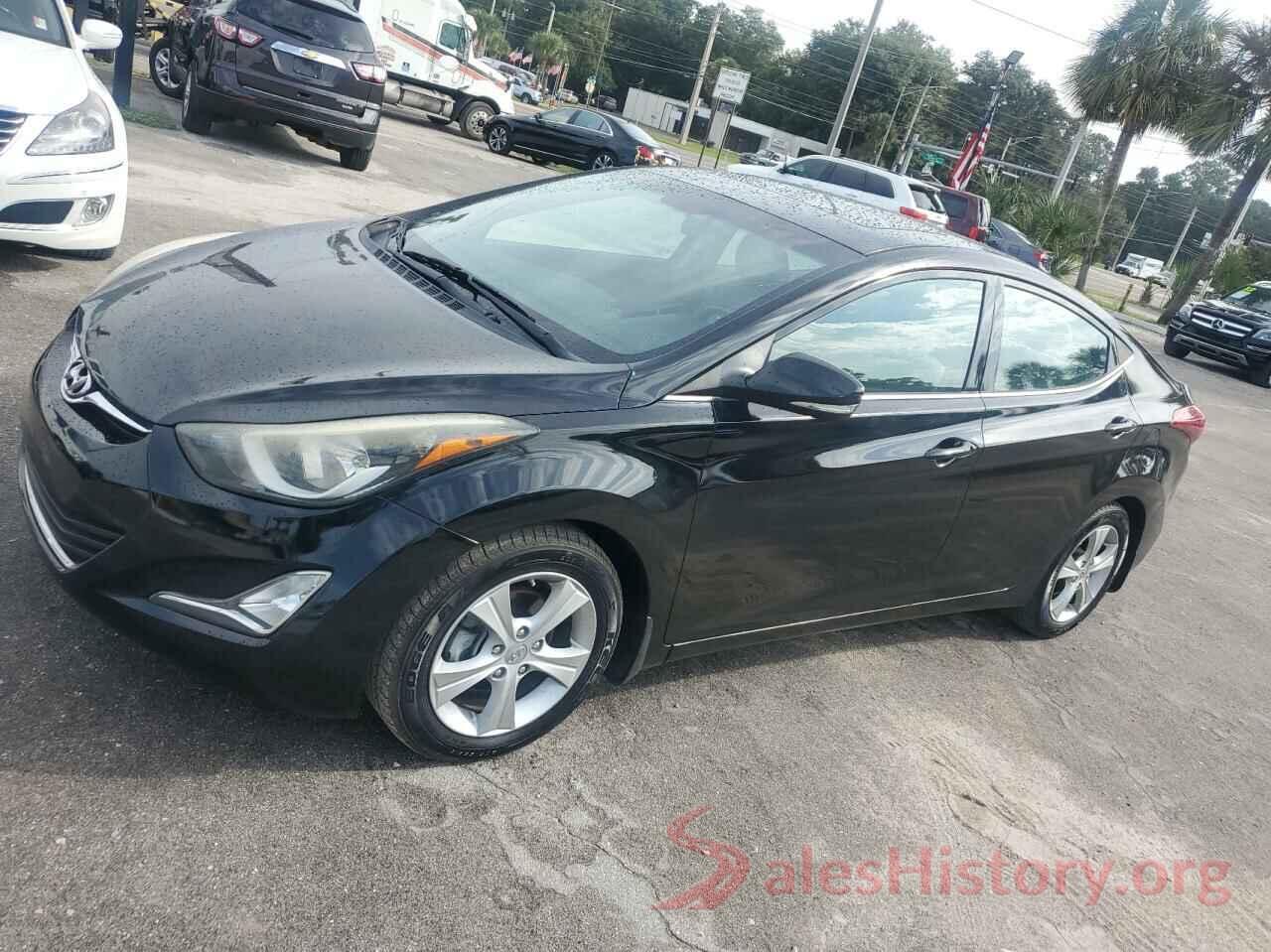 5NPDH4AE9GH668579 2016 HYUNDAI ELANTRA