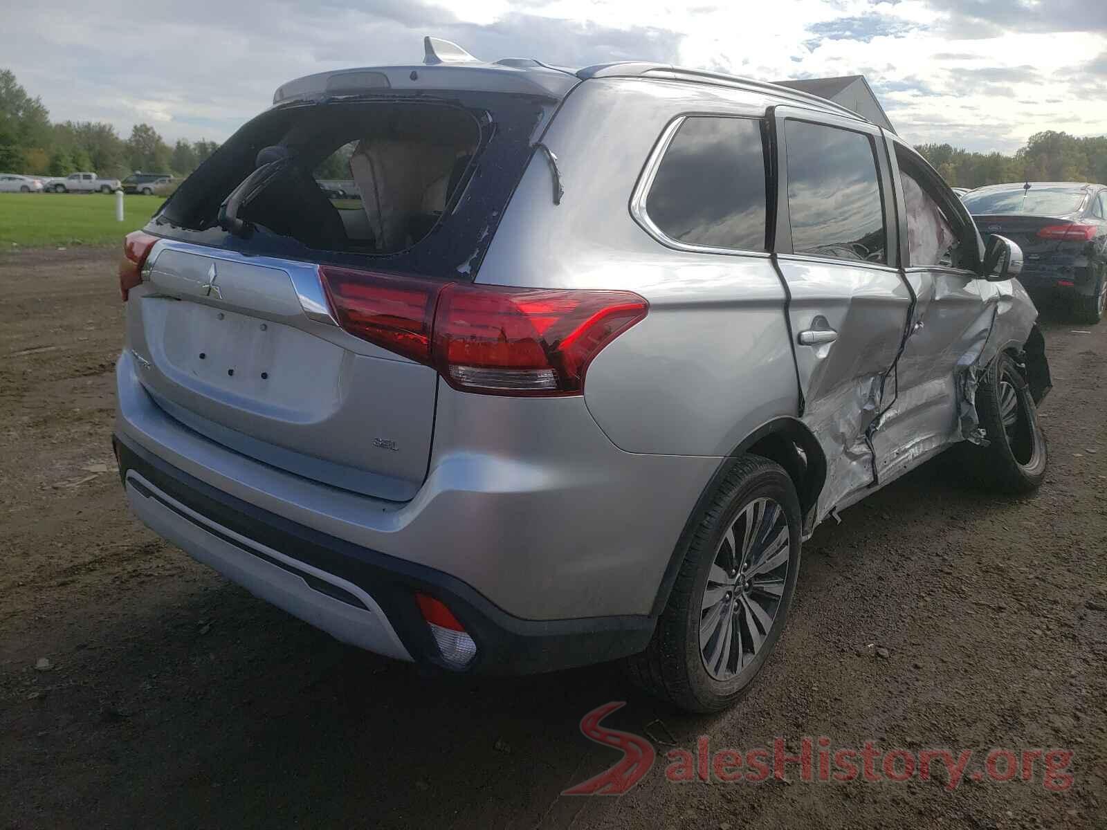 JA4AD3A35LJ000877 2020 MITSUBISHI OUTLANDER