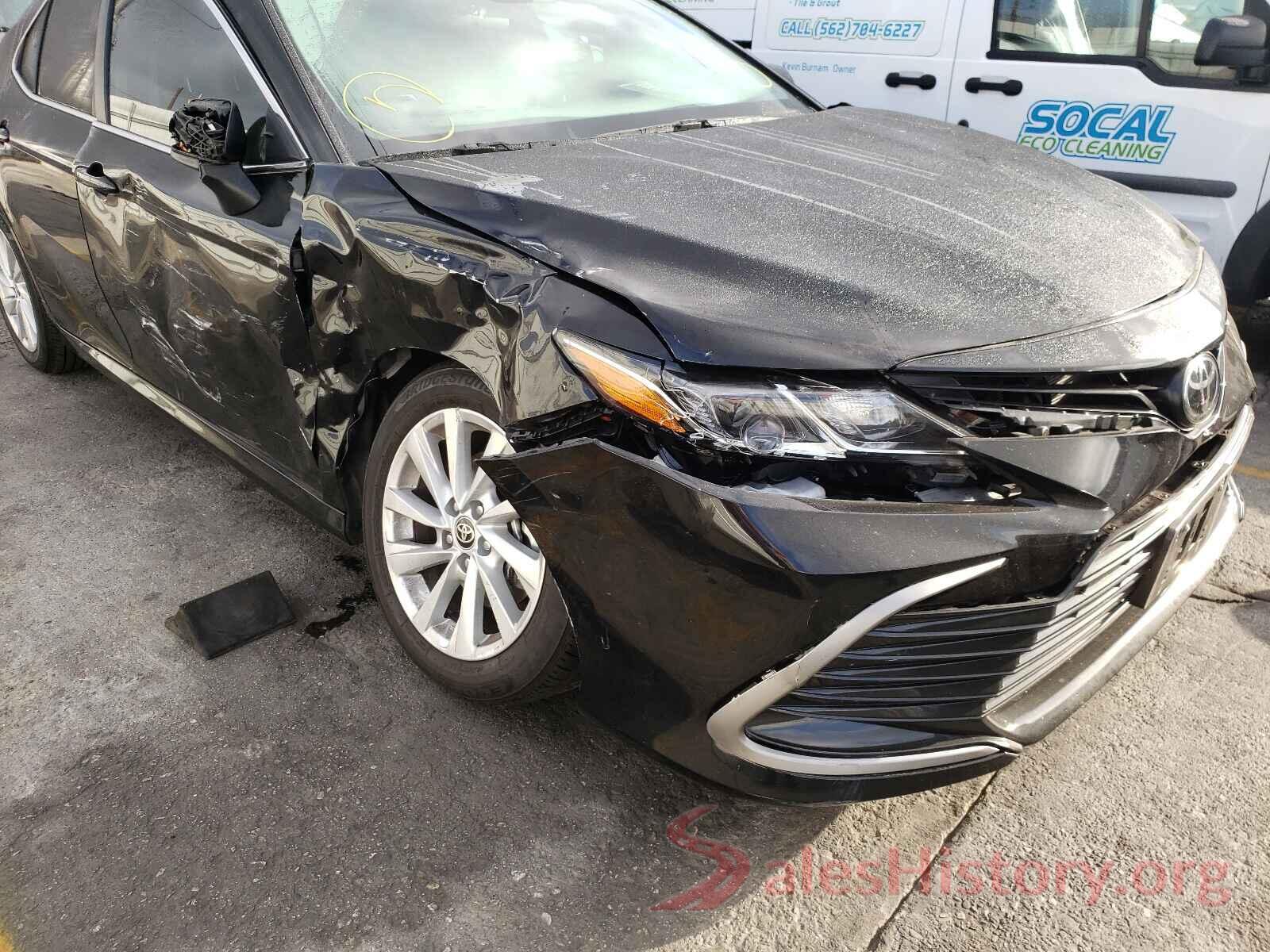 4T1C11AK9MU414470 2021 TOYOTA CAMRY