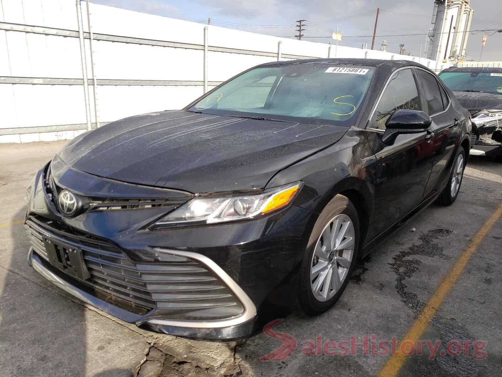 4T1C11AK9MU414470 2021 TOYOTA CAMRY