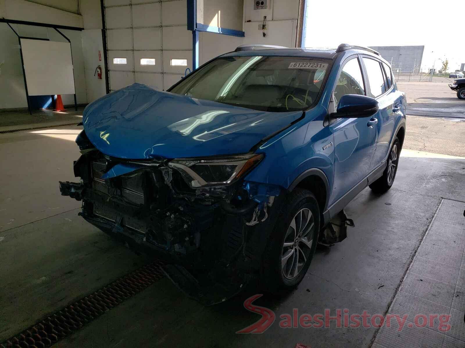 JTMRJREVXJD255276 2018 TOYOTA RAV4