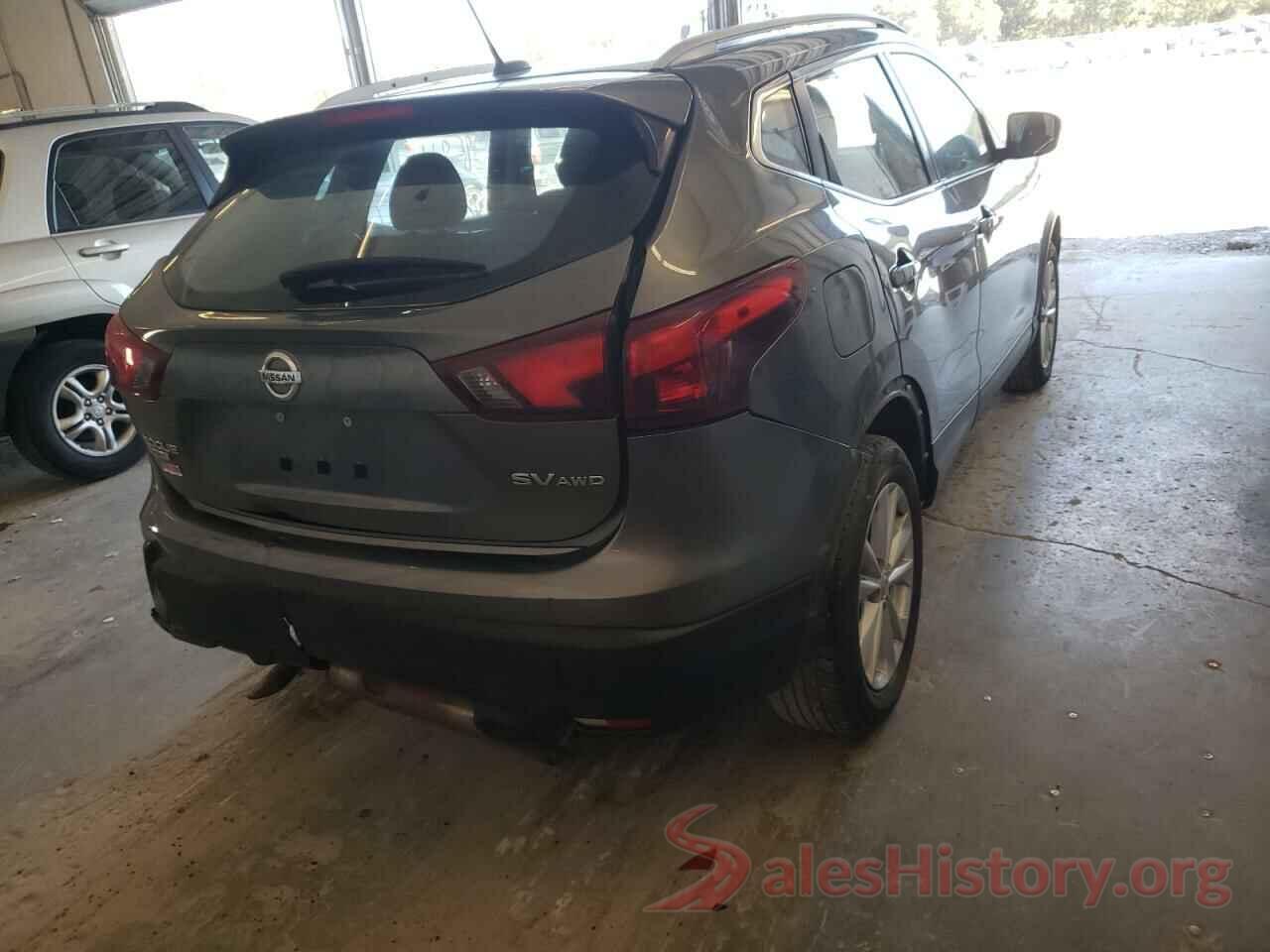 JN1BJ1CRXJW250708 2018 NISSAN ROGUE