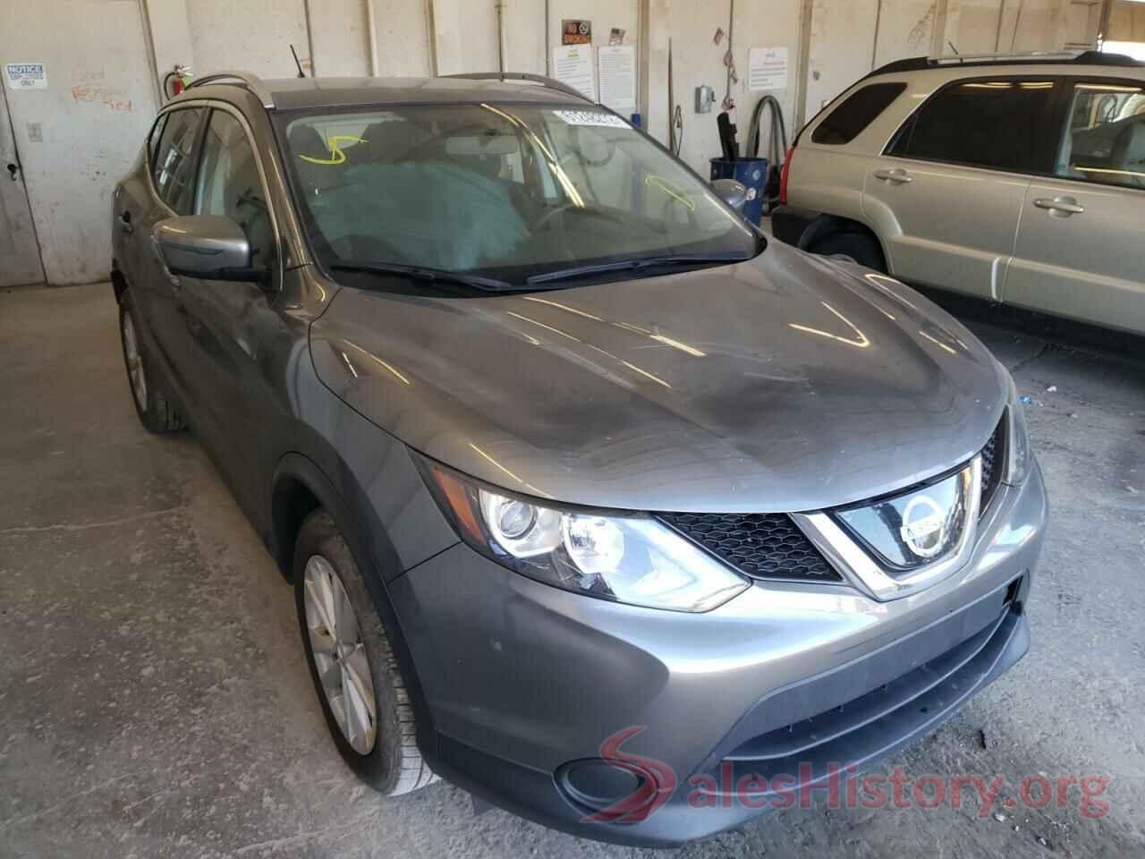 JN1BJ1CRXJW250708 2018 NISSAN ROGUE