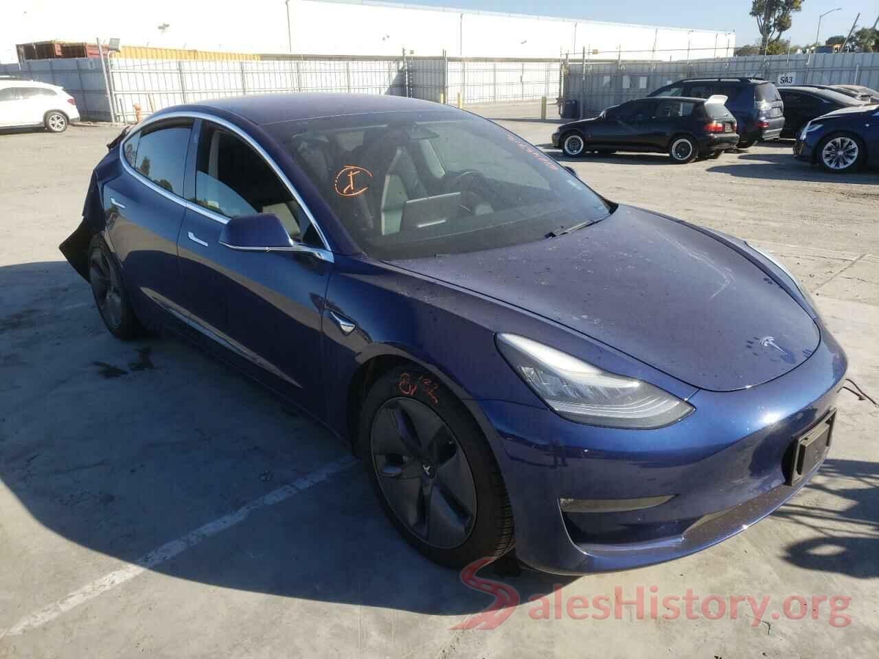 5YJ3E1EB0JF150997 2018 TESLA MODEL 3