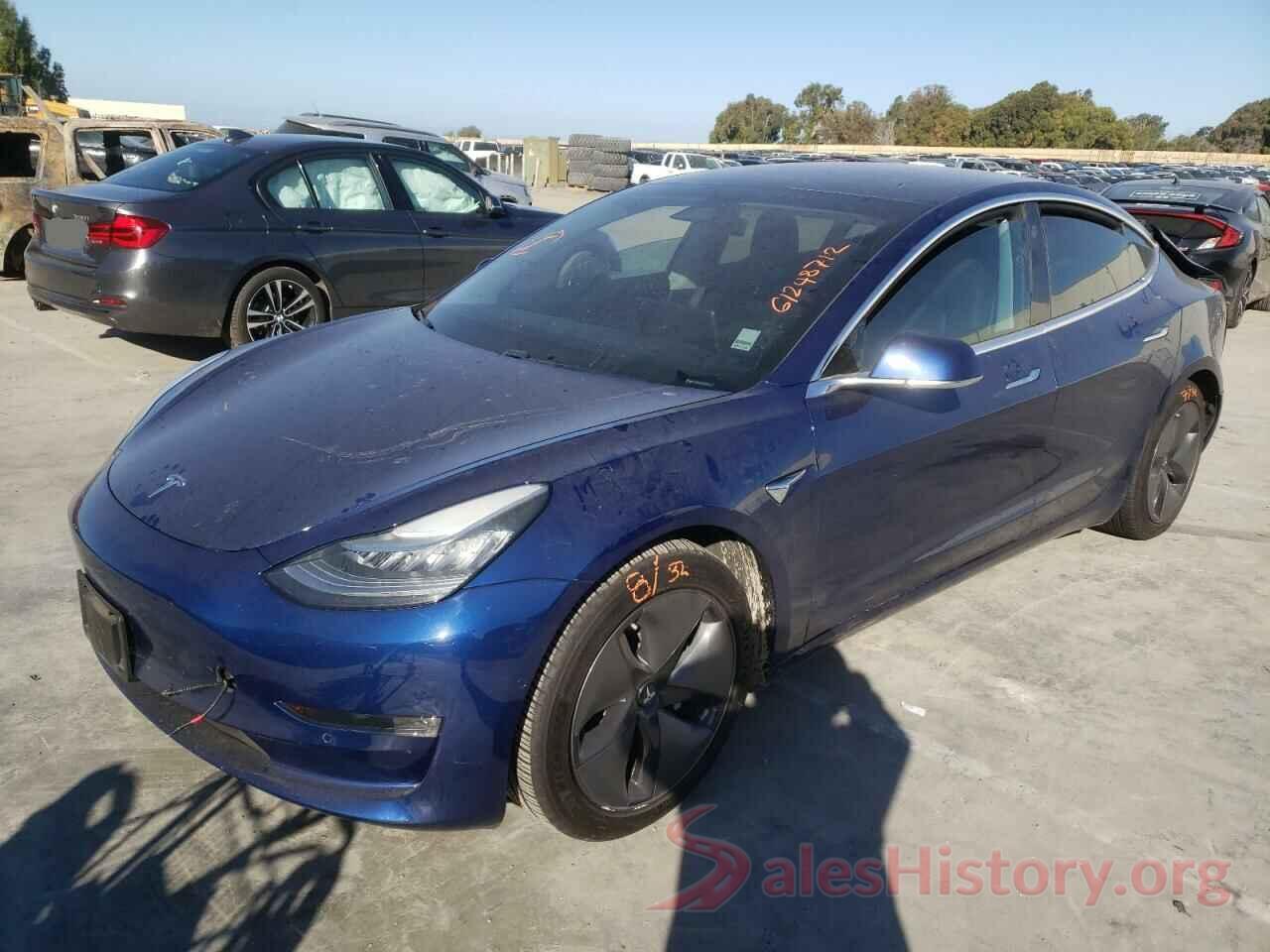 5YJ3E1EB0JF150997 2018 TESLA MODEL 3