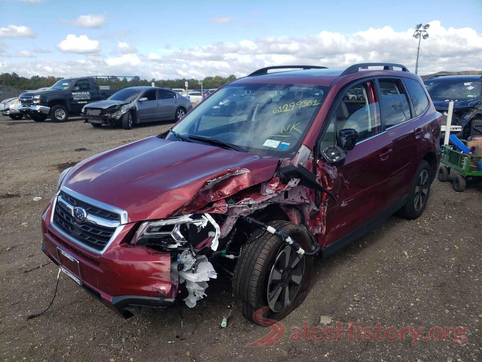 JF2SJARC0JH467237 2018 SUBARU FORESTER