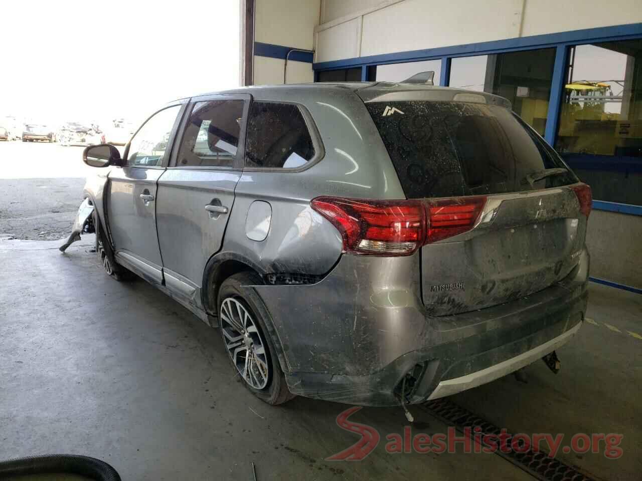 JA4AZ3A30HZ045137 2017 MITSUBISHI OUTLANDER