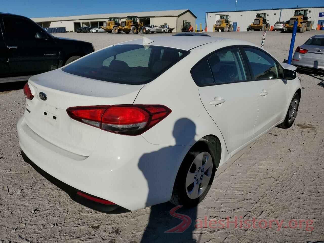 3KPFK4A70HE109357 2017 KIA FORTE