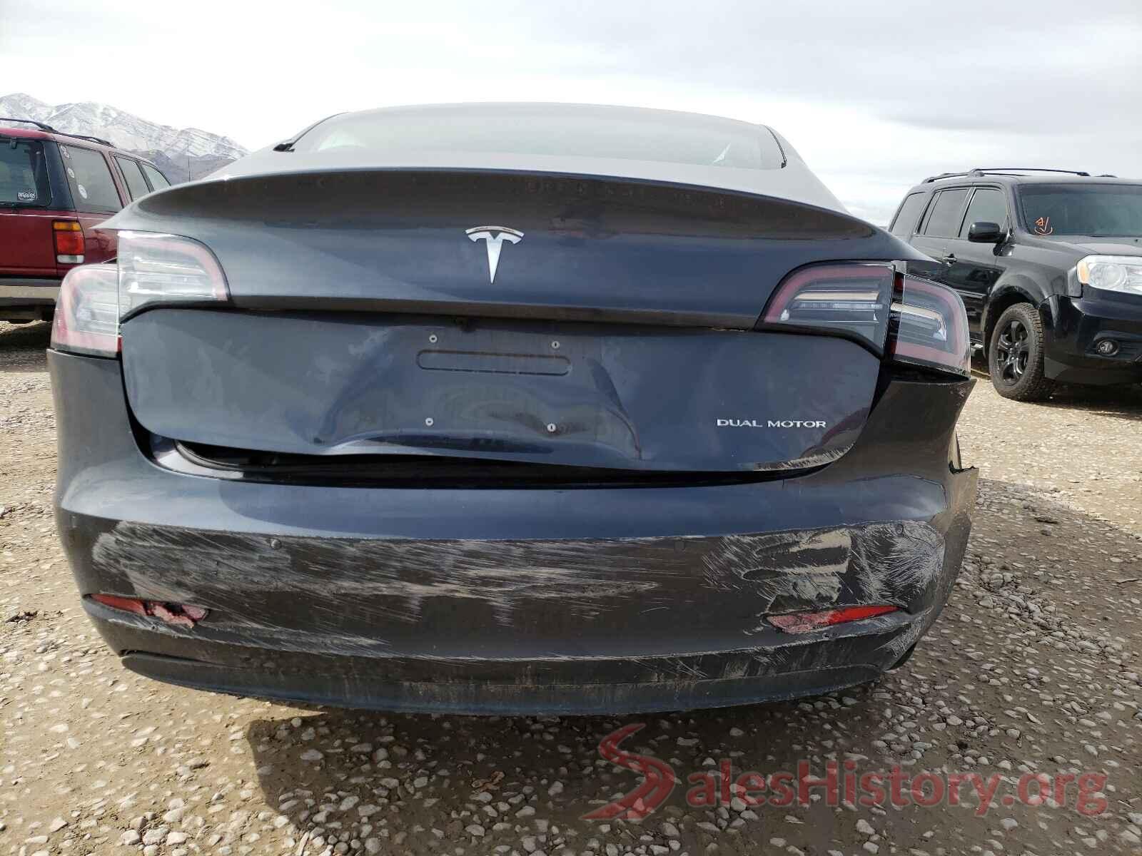 5YJ3E1EB7JF077191 2018 TESLA MODEL 3