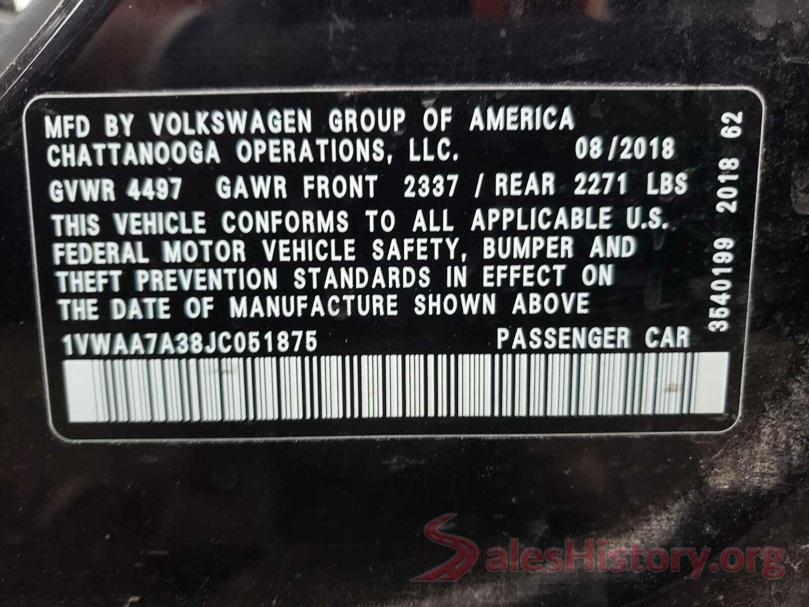 1VWAA7A38JC051875 2018 VOLKSWAGEN PASSAT