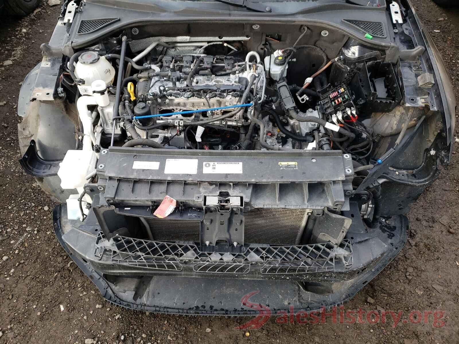 1VWAA7A38JC051875 2018 VOLKSWAGEN PASSAT