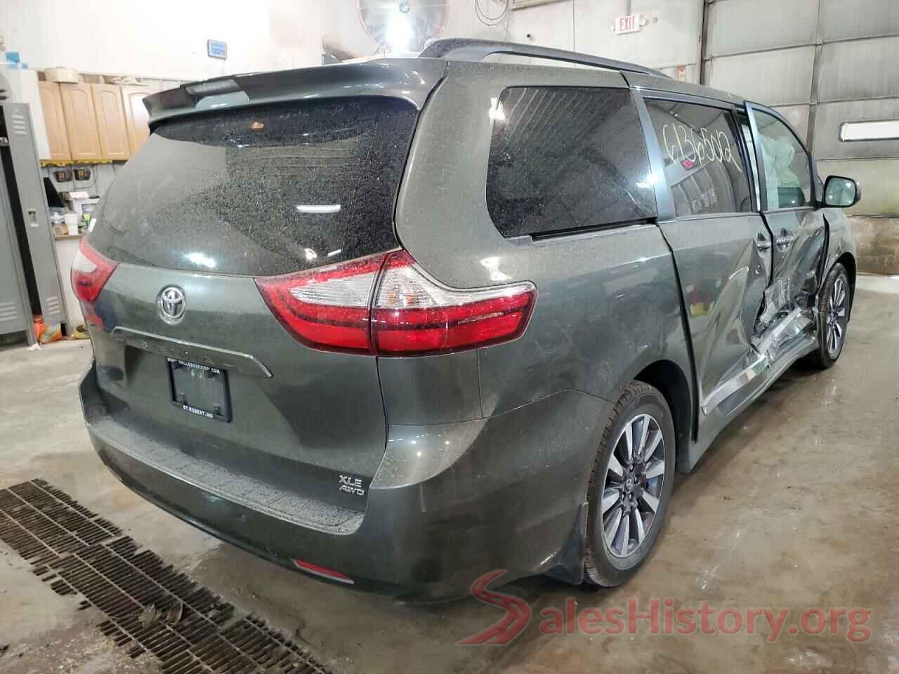 5TDDZ3DC6JS205852 2018 TOYOTA SIENNA