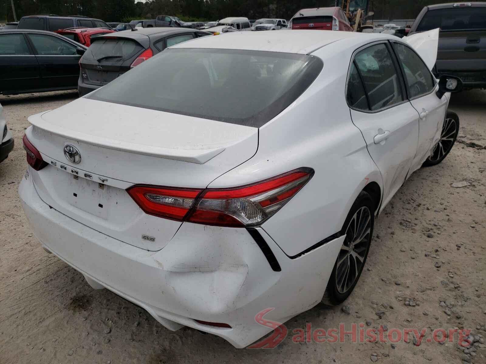 4T1B11HK4JU061200 2018 TOYOTA CAMRY