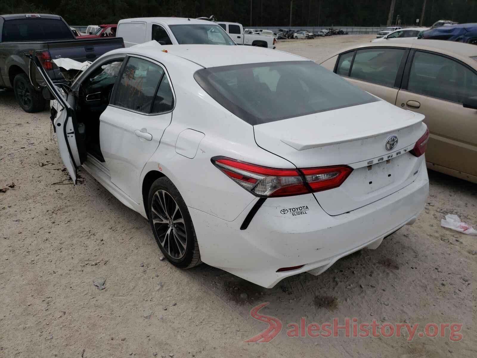 4T1B11HK4JU061200 2018 TOYOTA CAMRY