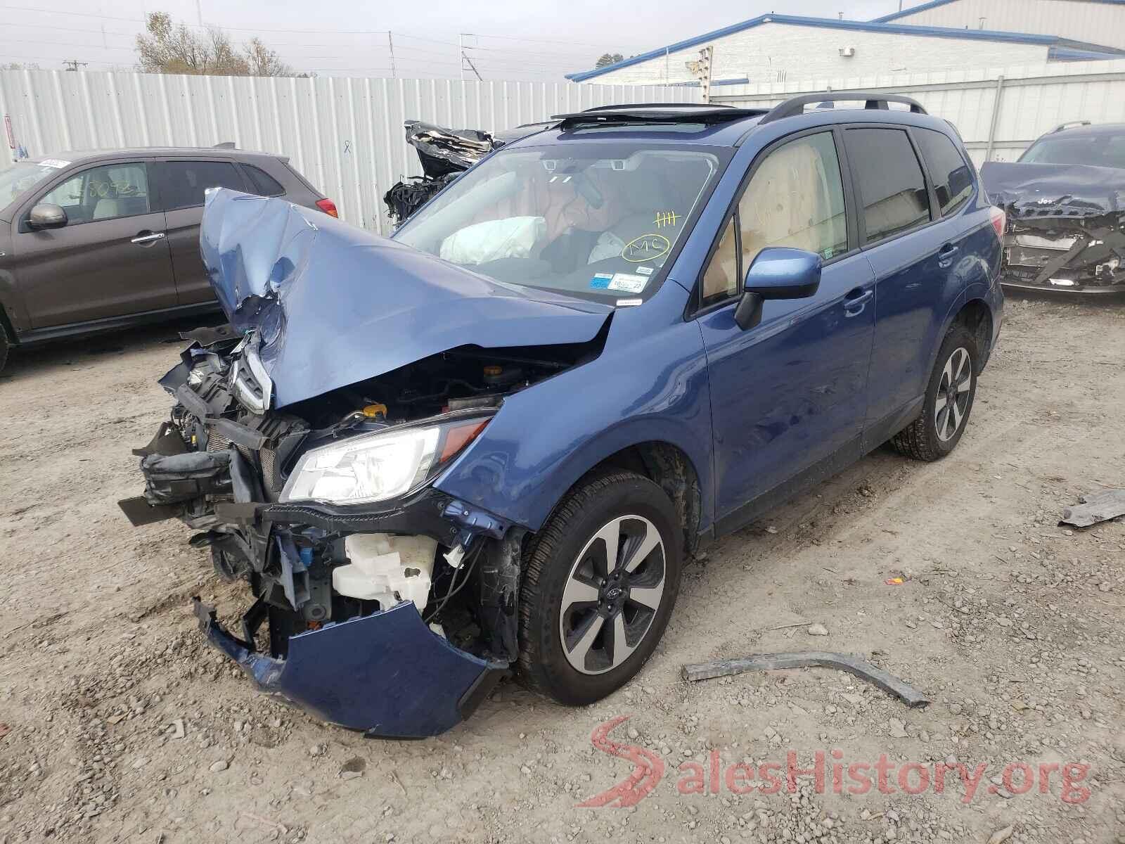 JF2SJAGC7JH461843 2018 SUBARU FORESTER